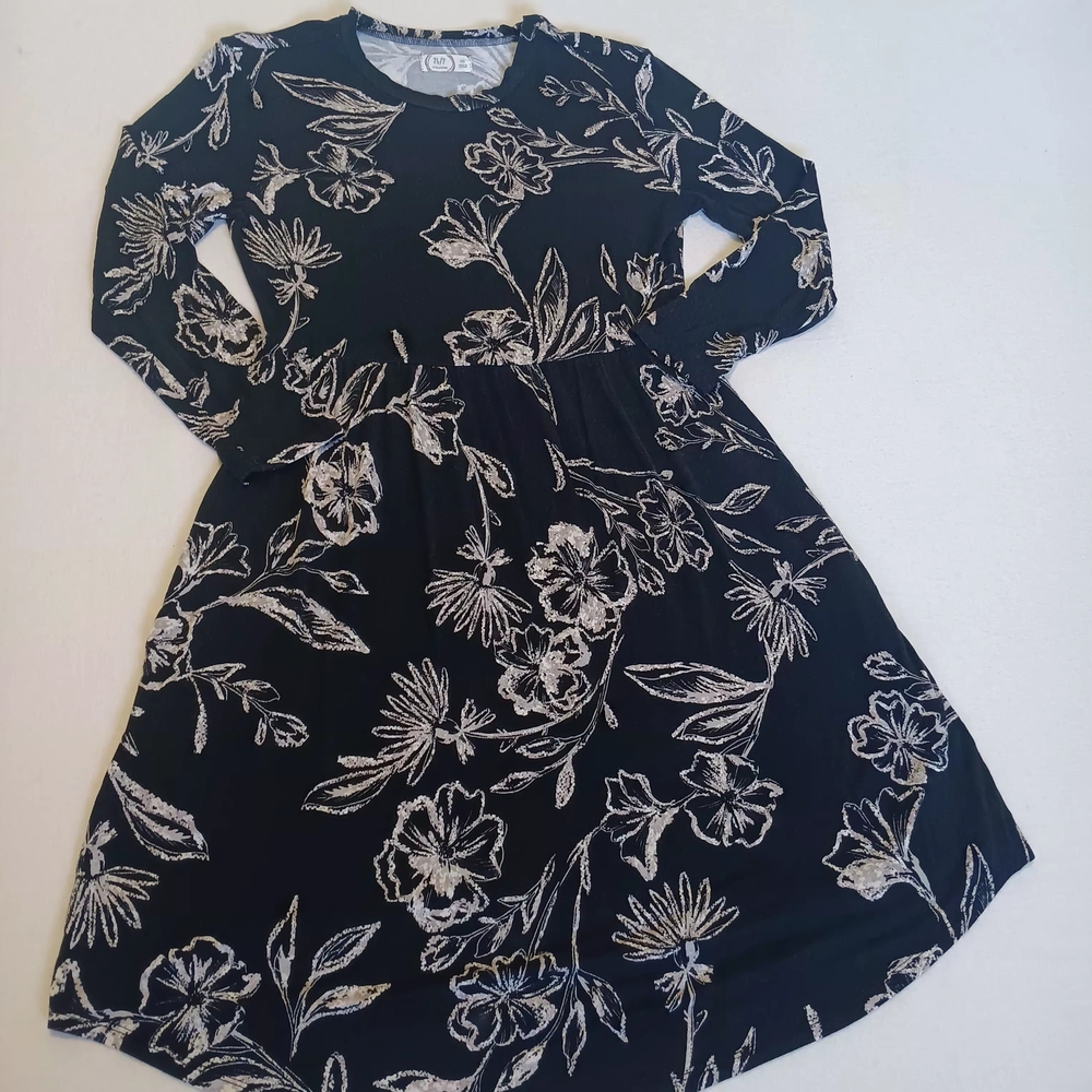 24/7 Maurices Sz XS Black & Cream Floral, Long Sleeve, Stretchy, Dress W/Pockets